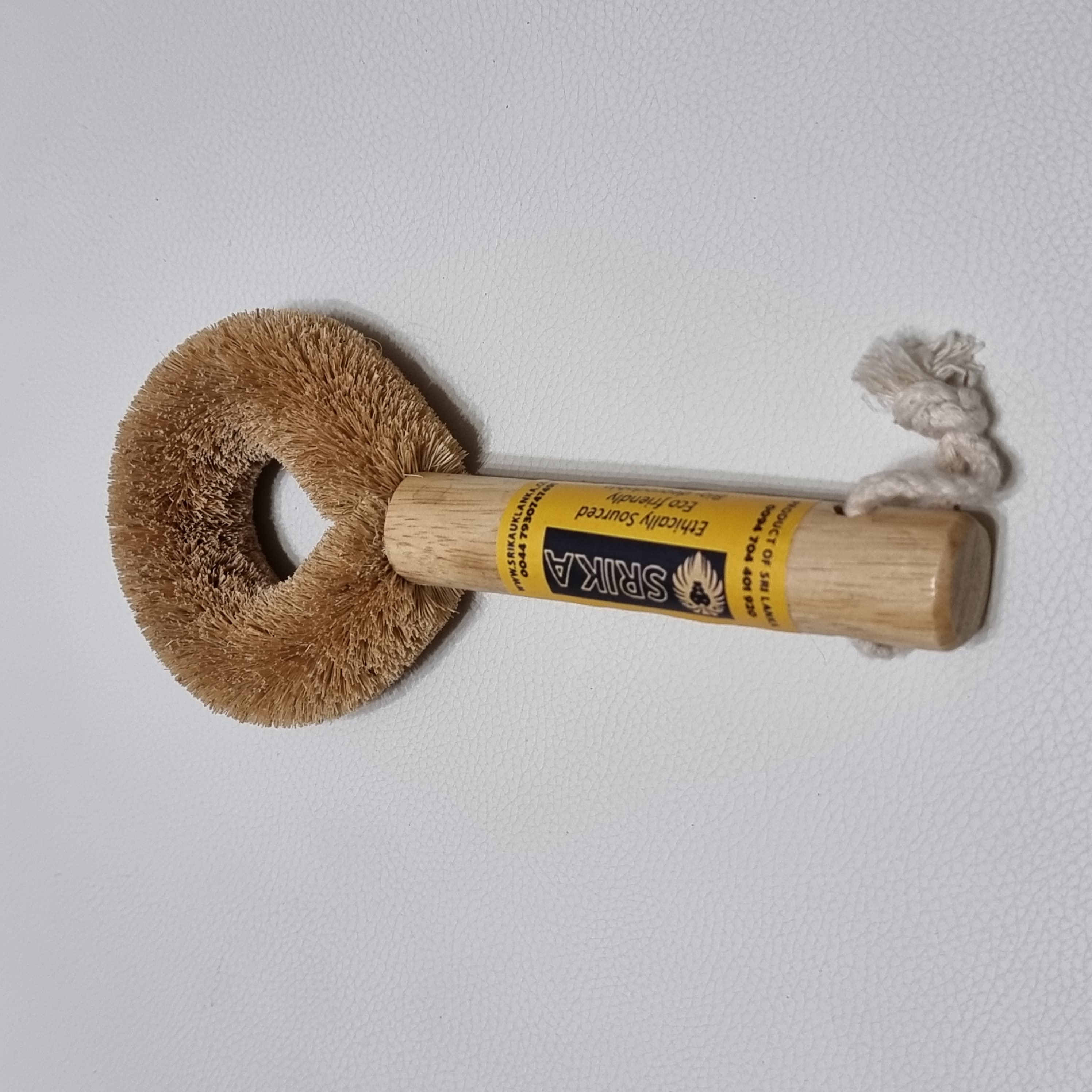 Coir Bathroom Brush - Short Handle