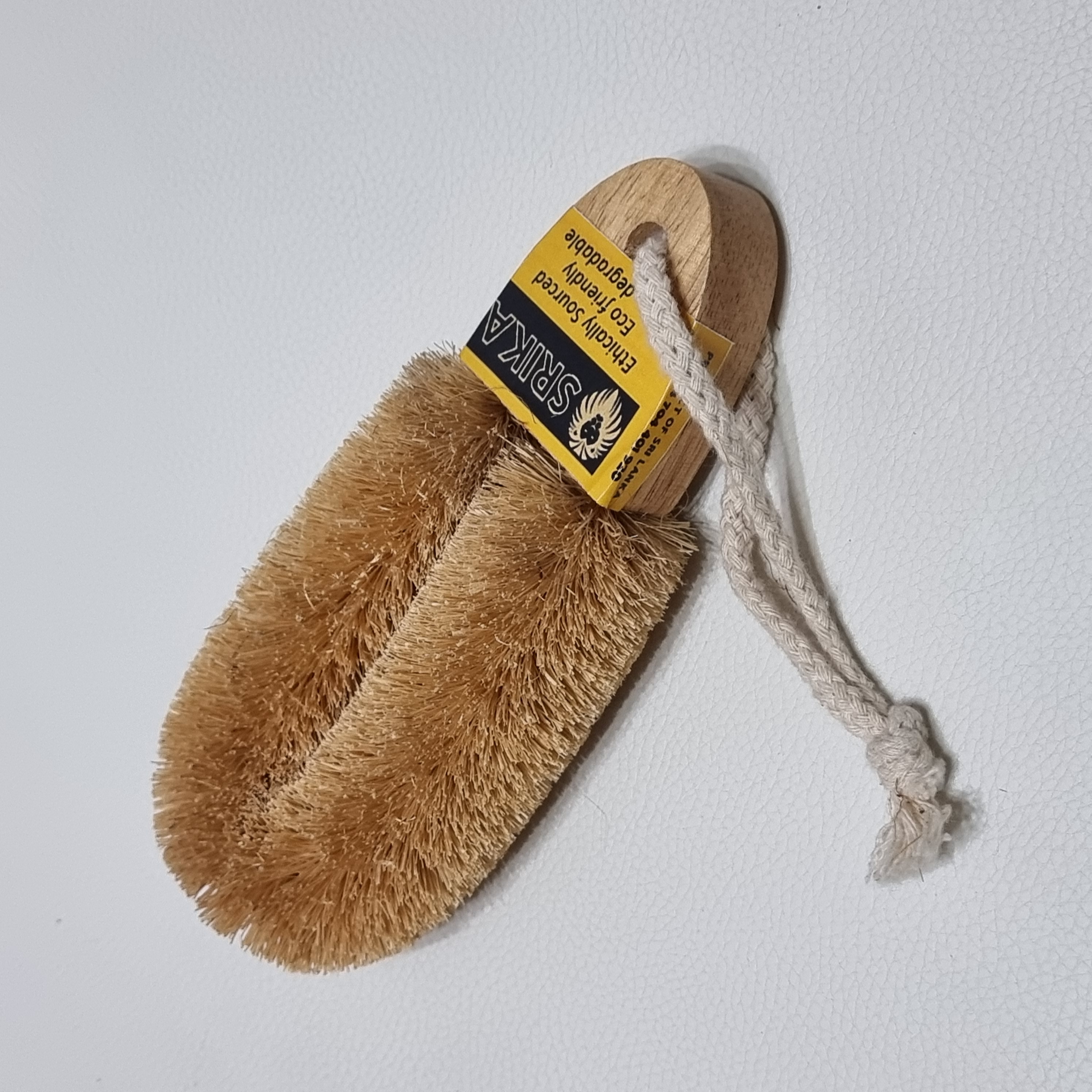 Coir Kitchen Brush / Scrub - Short Handle