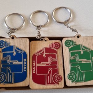 Wooden Tuk Tuk Keyring x 1
